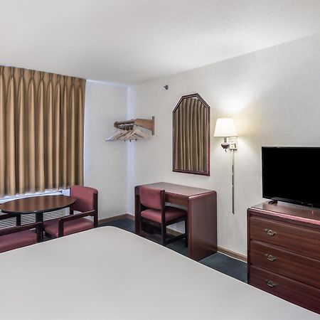 Americas Best Value Inn-Wenona Eksteriør bilde