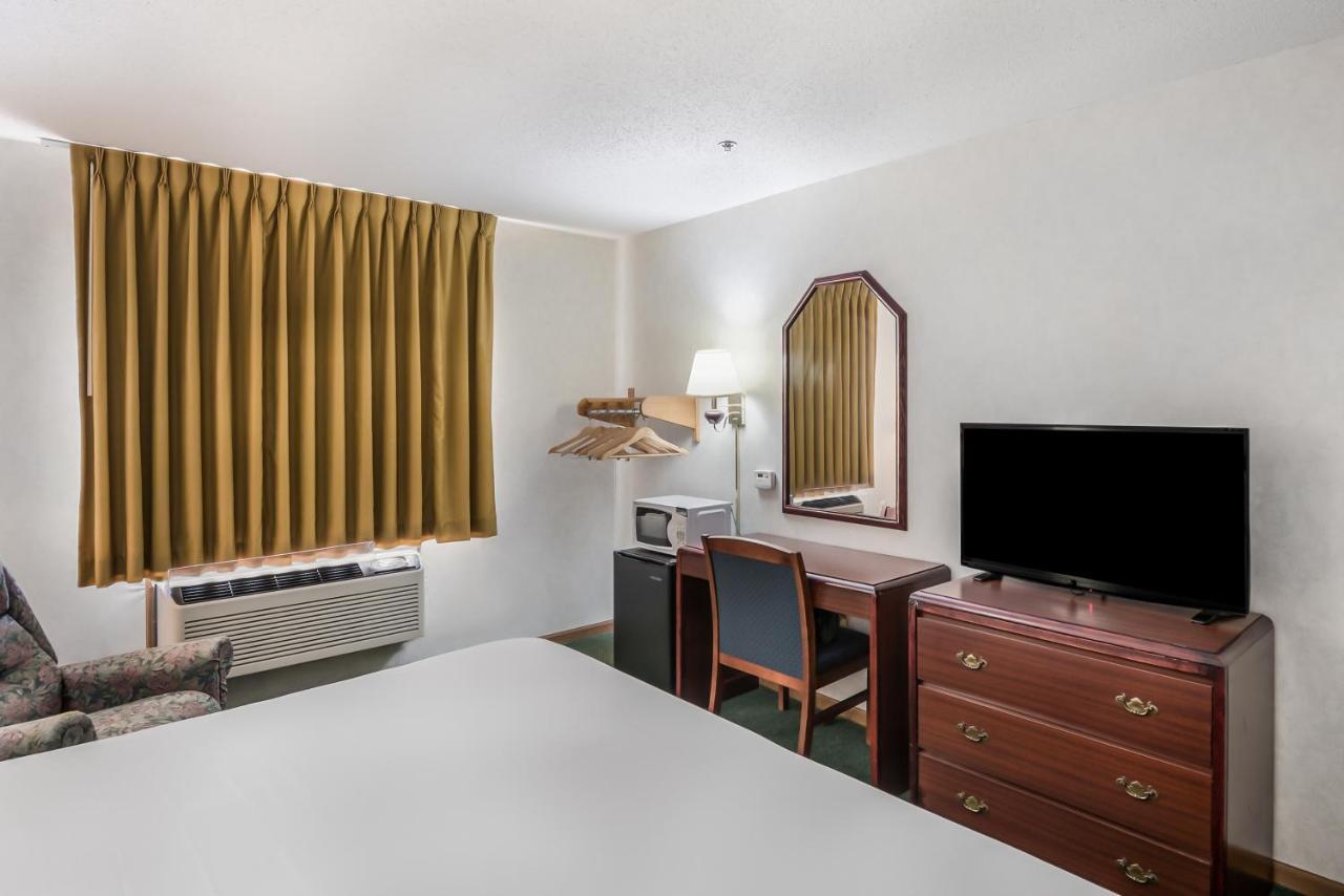 Americas Best Value Inn-Wenona Eksteriør bilde
