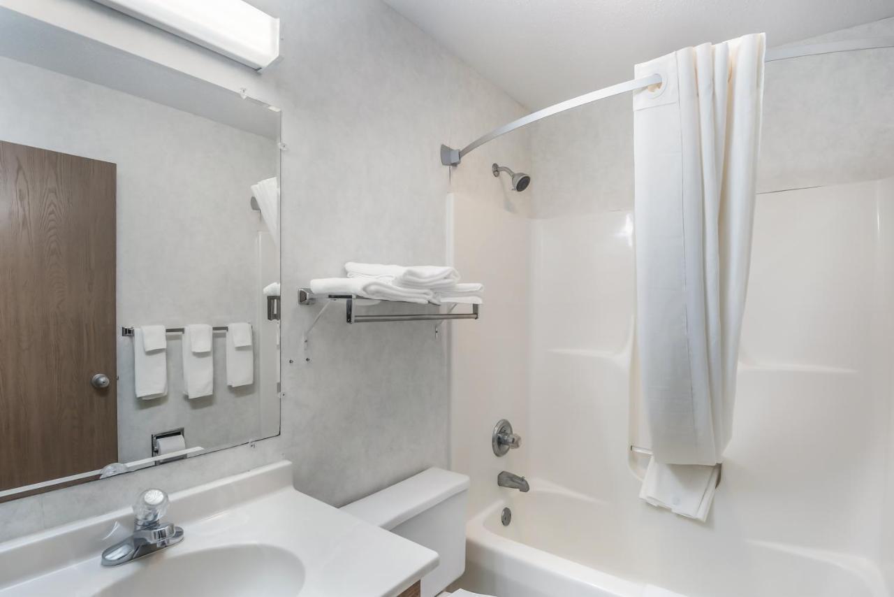 Americas Best Value Inn-Wenona Eksteriør bilde