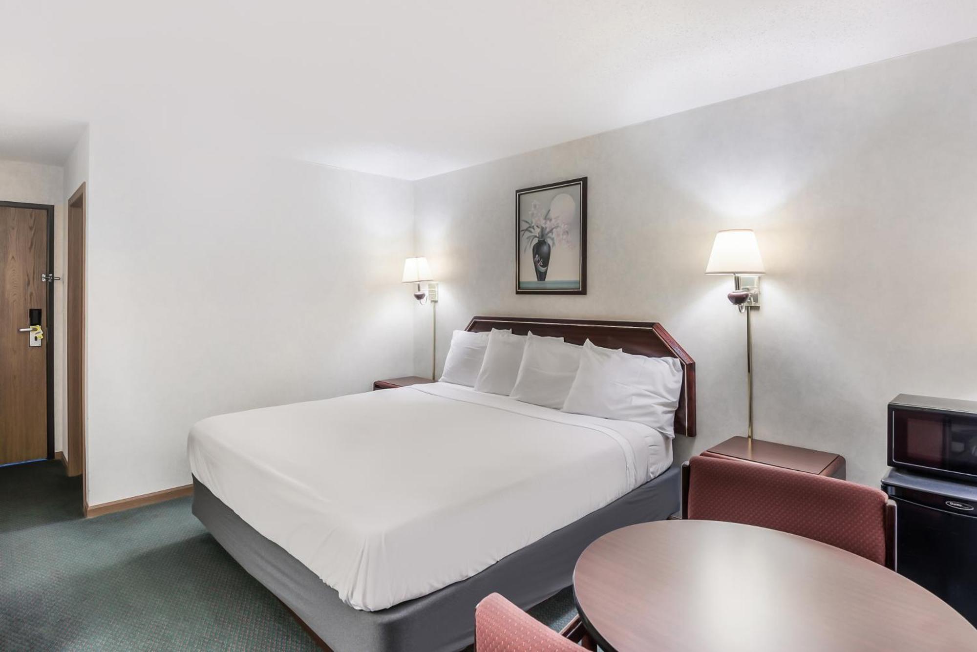 Americas Best Value Inn-Wenona Eksteriør bilde