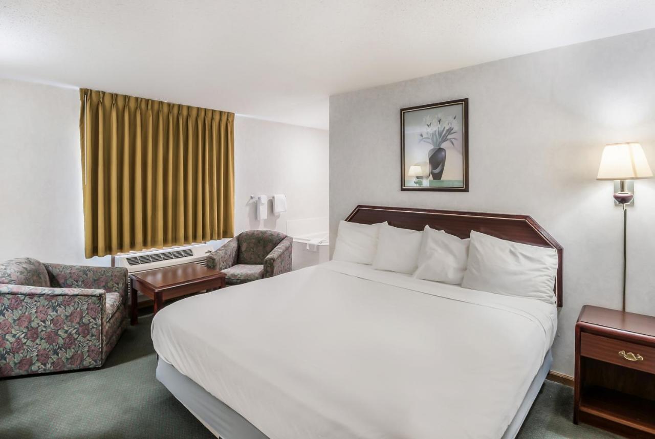 Americas Best Value Inn-Wenona Eksteriør bilde