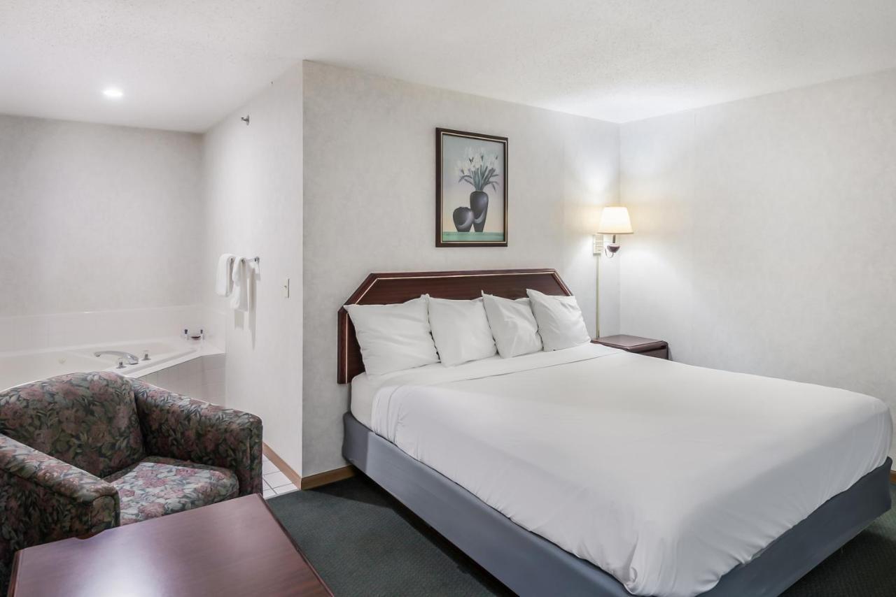 Americas Best Value Inn-Wenona Eksteriør bilde