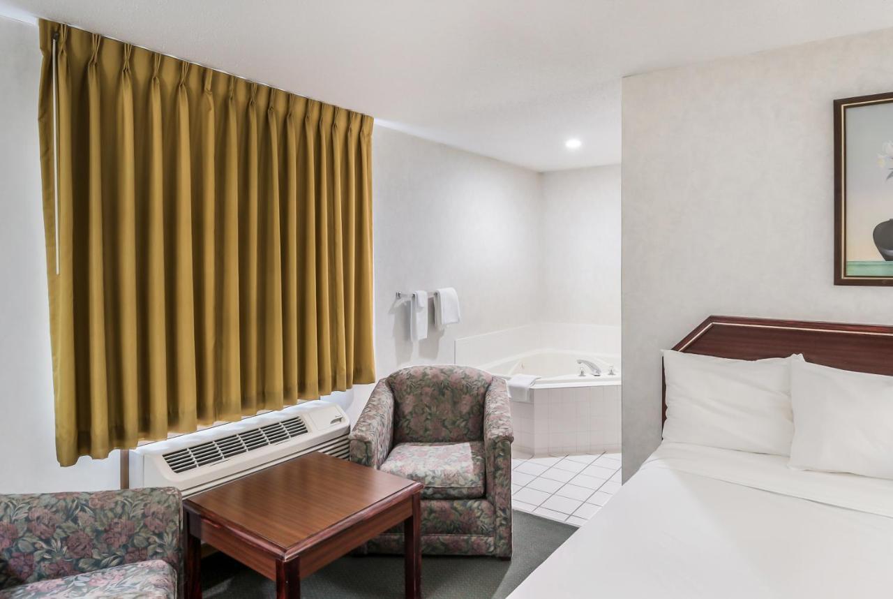 Americas Best Value Inn-Wenona Eksteriør bilde