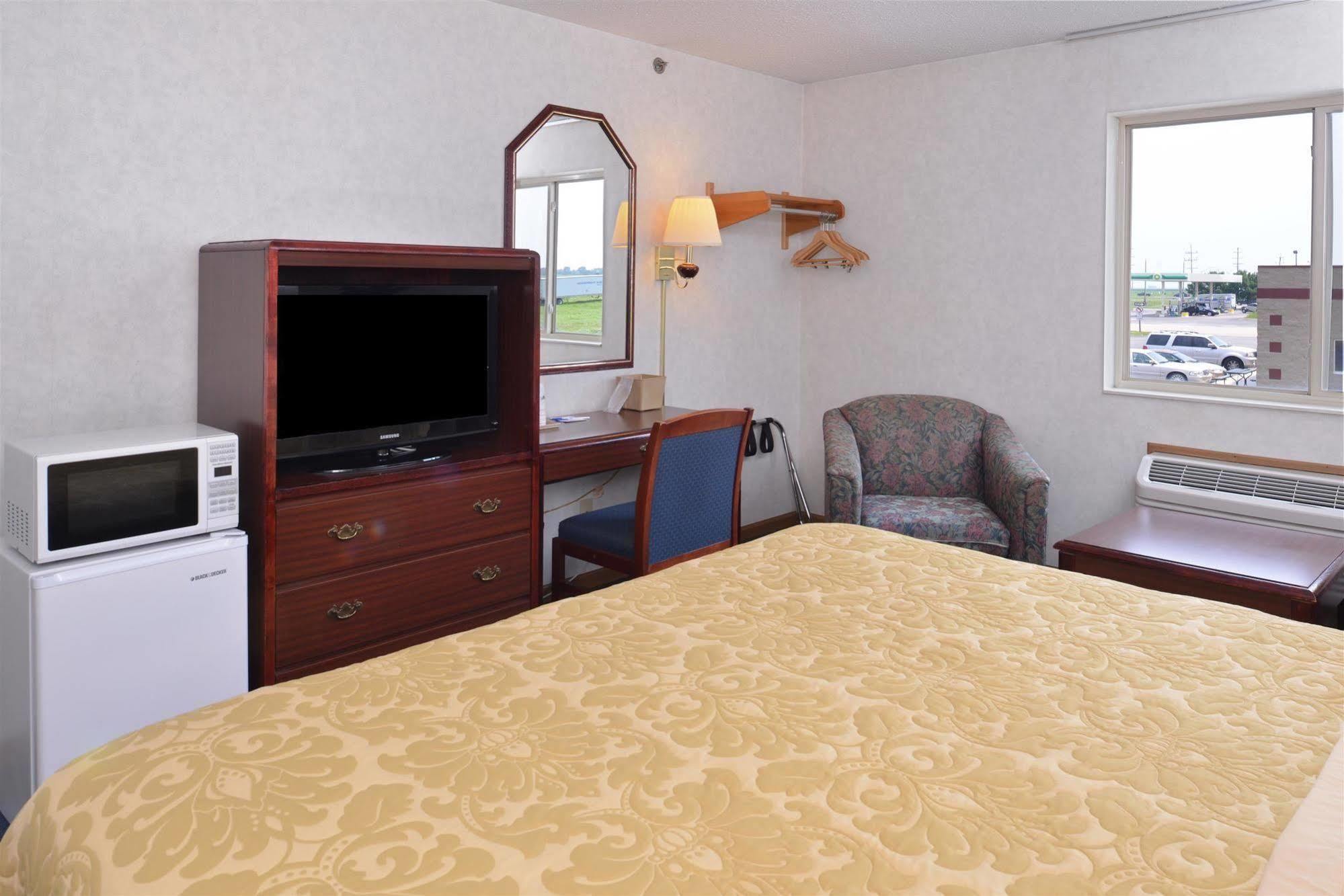 Americas Best Value Inn-Wenona Eksteriør bilde